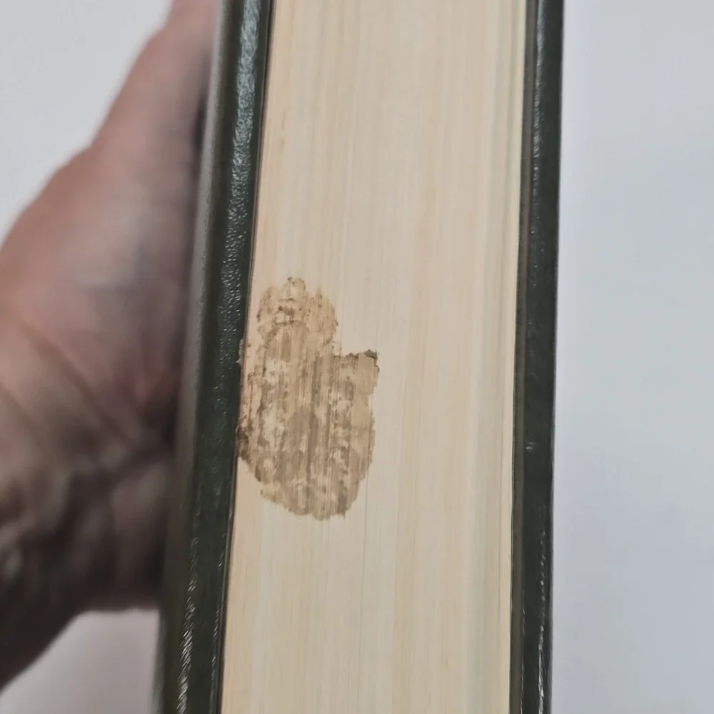 The‎ Living Bible Paraphrased Tyndale Hardcover